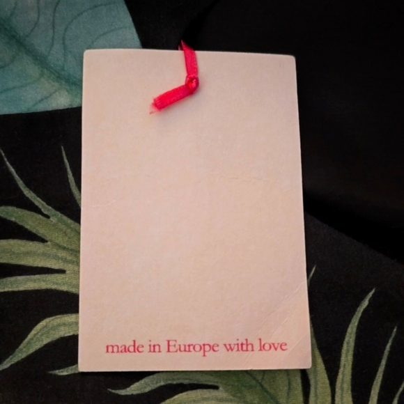 Floral Sleeveless Dress - Black and Green - Picture 10 of 14